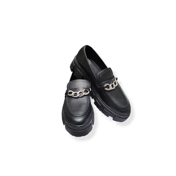 Women's Black Lug Loafers from No Boundaries - Picture 6 of 8